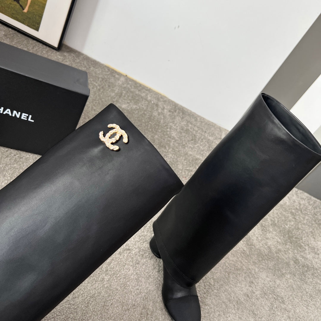 CHANEL 25S HIGH BOOTS 55MM IN BLACK CALFSKIN AND CANVAS GOLD HARDWRE - 35
