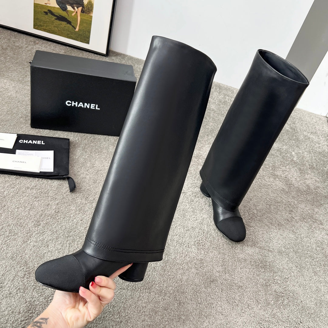 CHANEL 25S HIGH BOOTS 55MM IN BLACK CALFSKIN AND CANVAS GOLD HARDWRE - 35