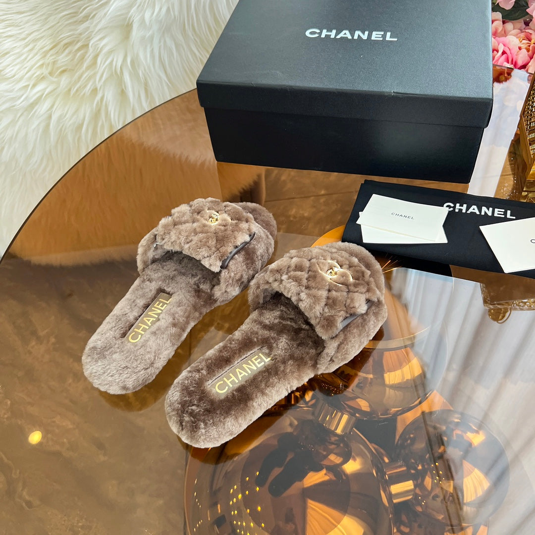 CHANEL 25S FUR SLIPPERS IN DARK BROWN LOGO GOLD HARDWRE - 35