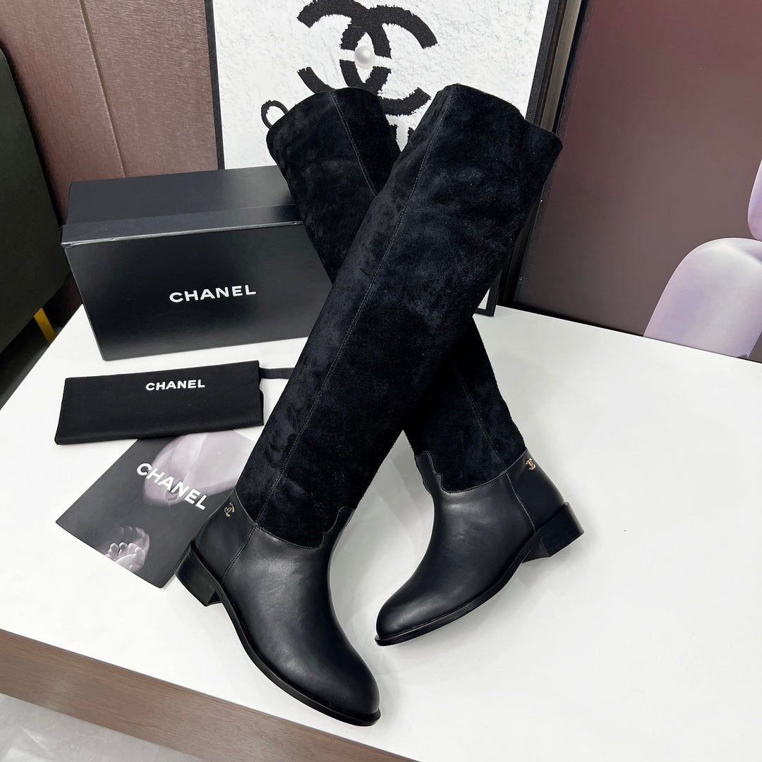 CHANEL 25S KNEE-HIGH BOOTS 35MM IN BLACK CALFSKIN AND SUEDE - 35