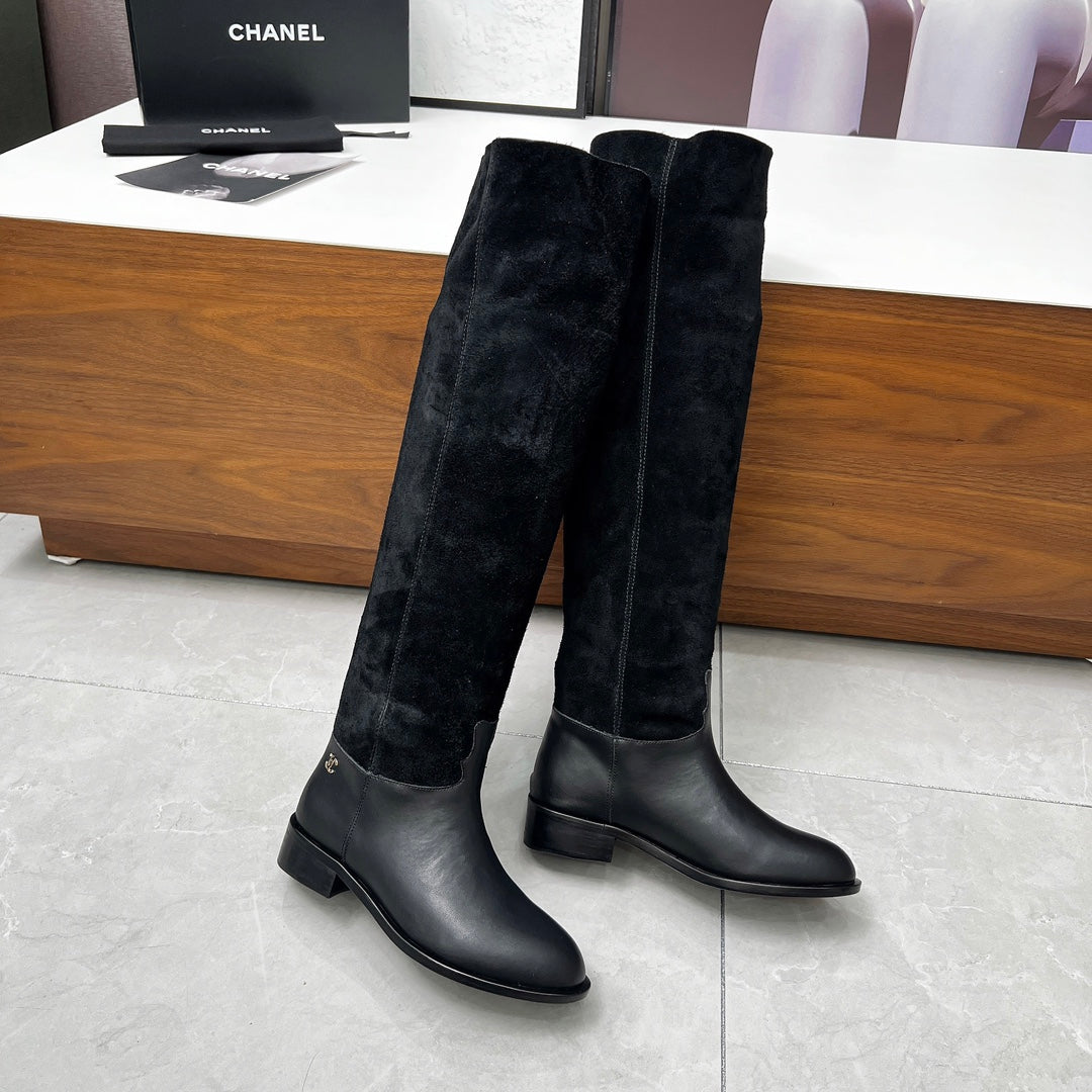 CHANEL 25S KNEE-HIGH BOOTS 35MM IN BLACK CALFSKIN AND SUEDE - 35