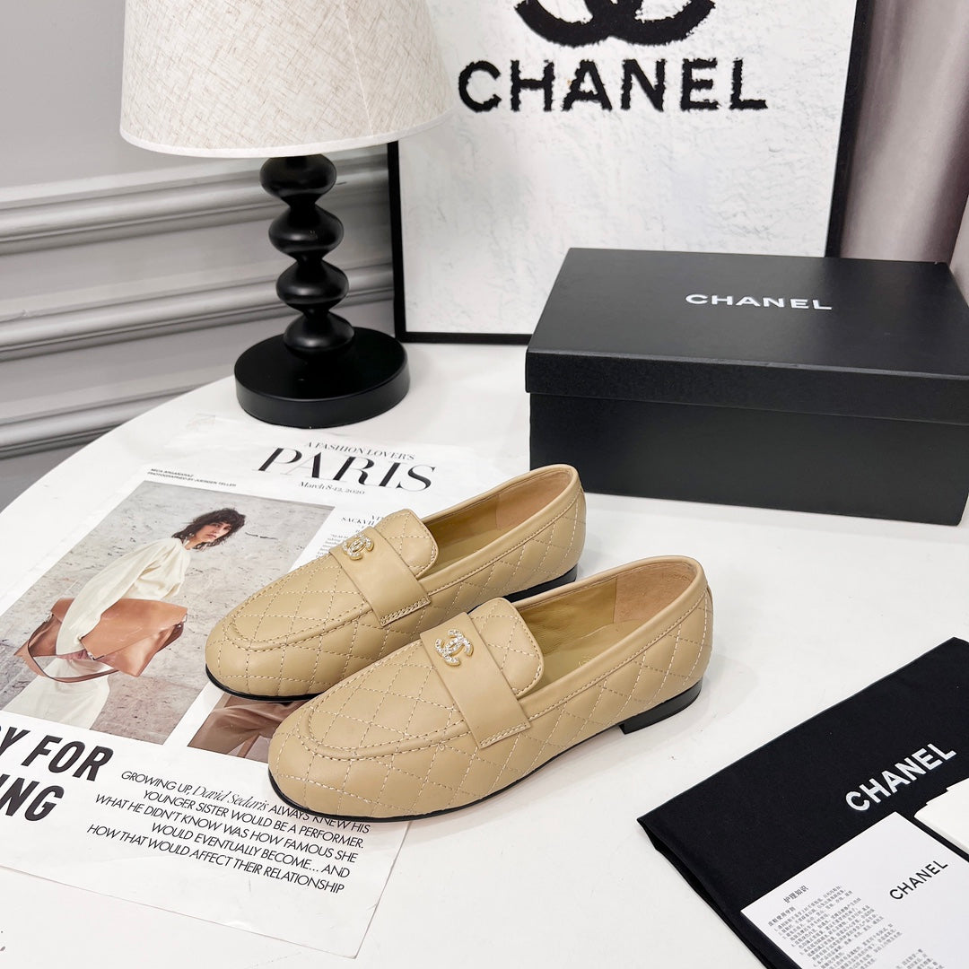 CHANEL 25S LOAFER DANCE SHOES IN BEIGE CALFSKIN GOLD HARDWRE - 35