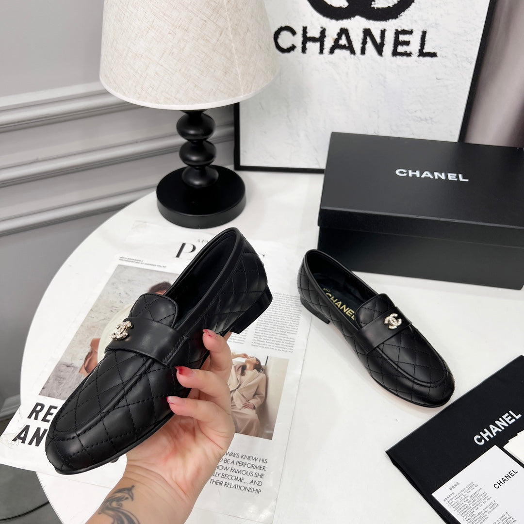 CHANEL 25S LOAFER DANCE SHOES IN BLACK CALFSKIN GOLD HARDWRE - 35