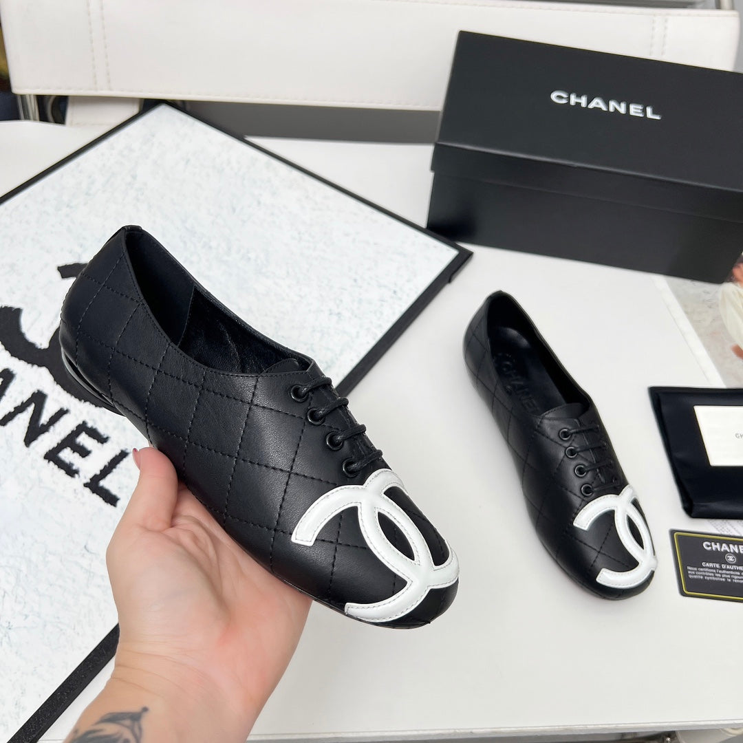 CHANEL 25S DANCE SHOES WITH PRINTED LOGO IN BLACK CALFSKIN - 35