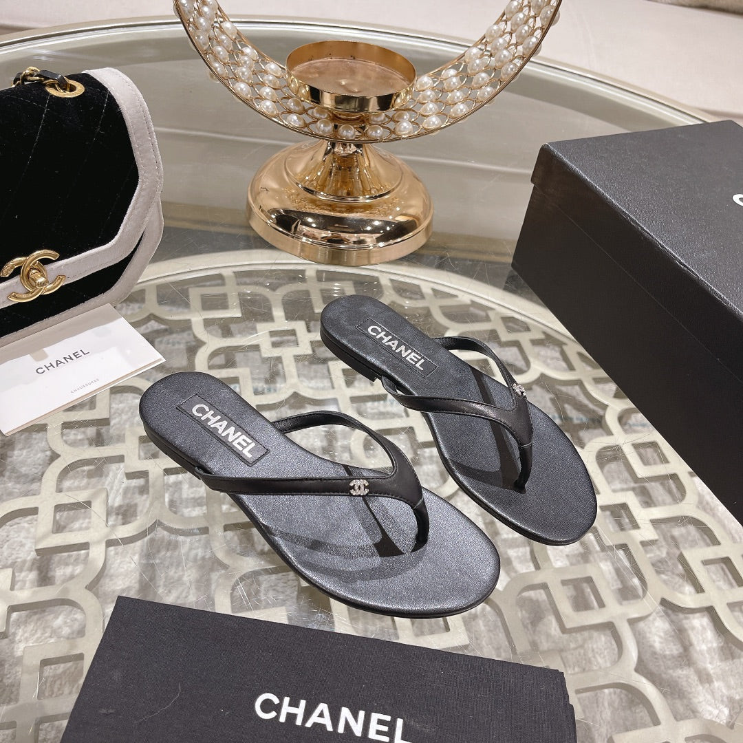 Double CC Flip Flop Thongs Black Sheepskin - 35