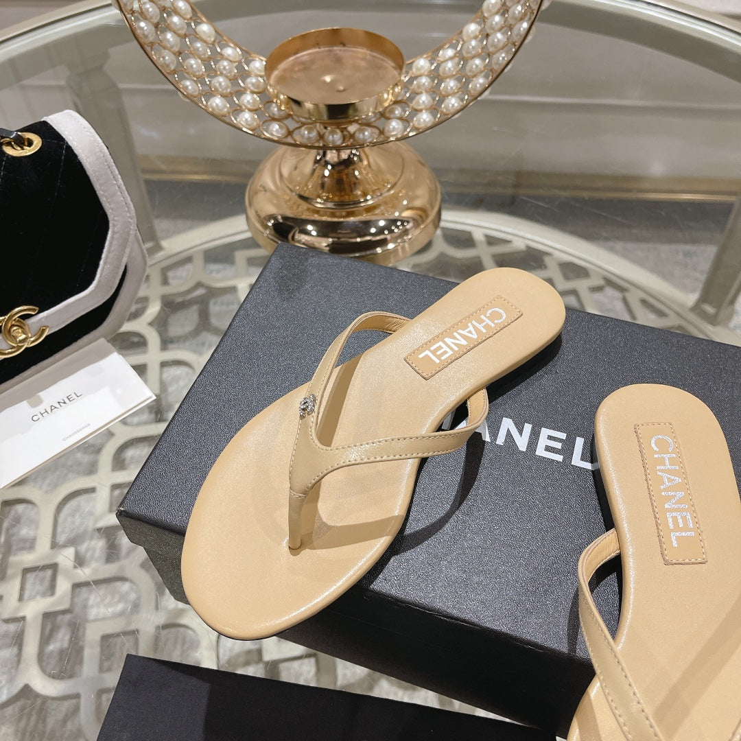Double CC Flip  Flop Thongs Beige Cream Sheepskin - 35