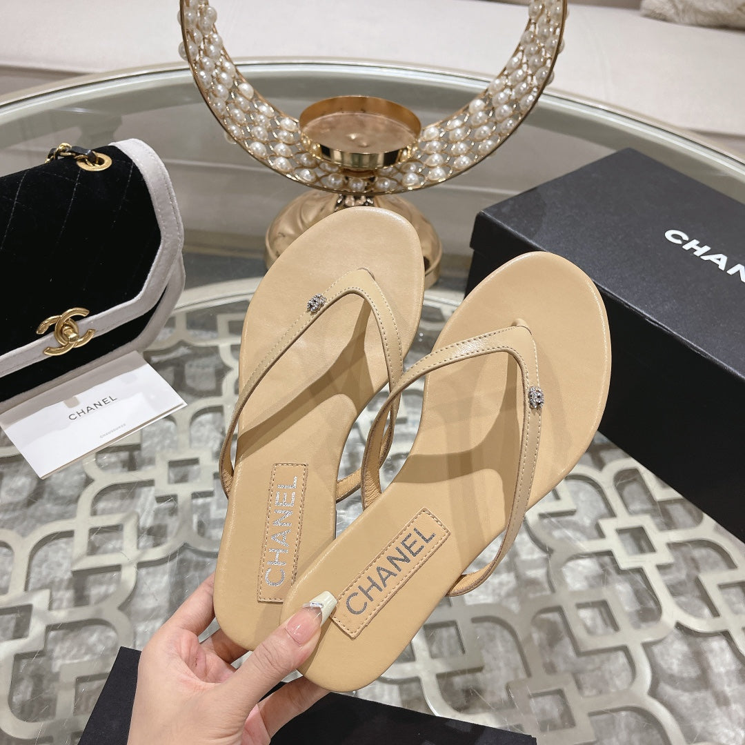 Double CC Flip  Flop Thongs Beige Cream Sheepskin - 35