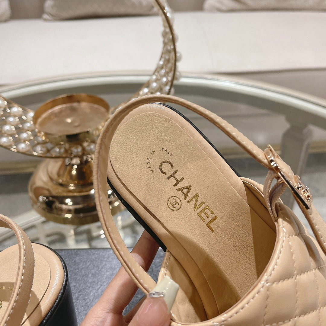 Double C  Chunky Heel Peep-Toe Open Sandals Beige Cream Lambskin - 35