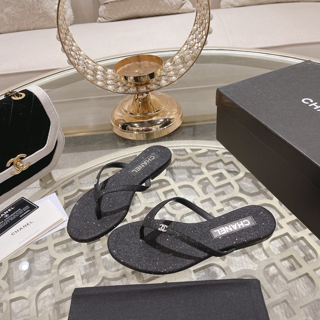 Double CC Rhinestone Flip  Flop Thongs Black Sheepskin - 35