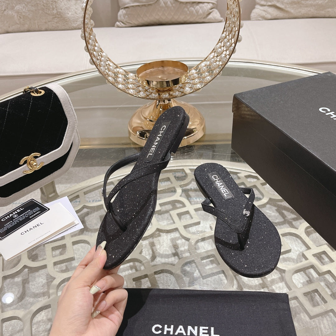 Double CC Rhinestone Flip  Flop Thongs Black Sheepskin - 35