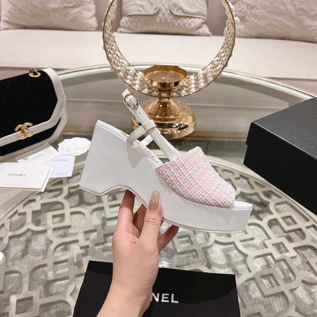 WEDGE SANDALS IN LIGHT PINK FABRIC WITH WHITE LOGO - 34
