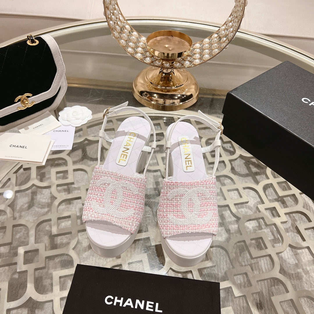 WEDGE SANDALS IN LIGHT PINK FABRIC WITH WHITE LOGO - 34