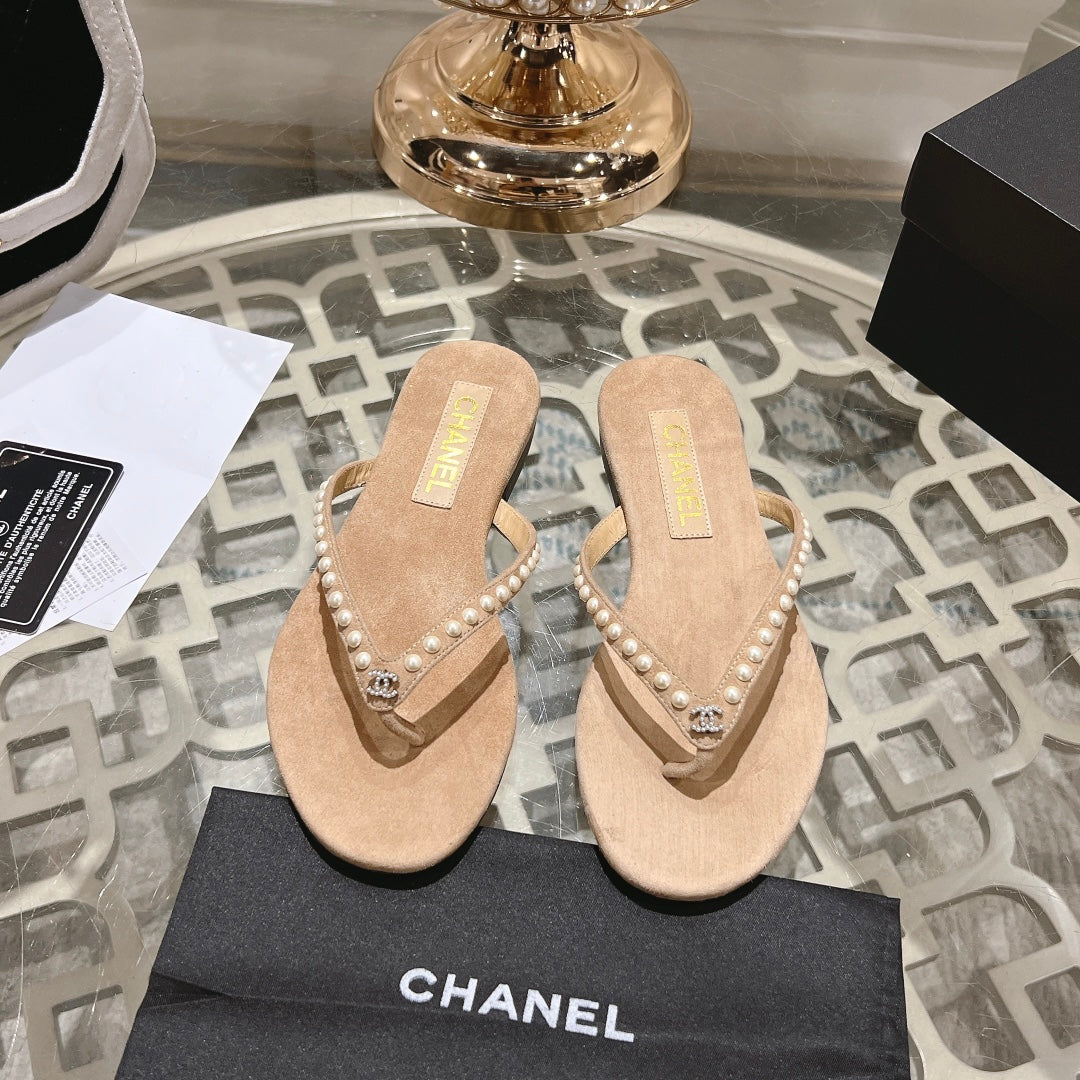 PEARL THONG SANDAL IN SEPIA TAN SUEDE - 35