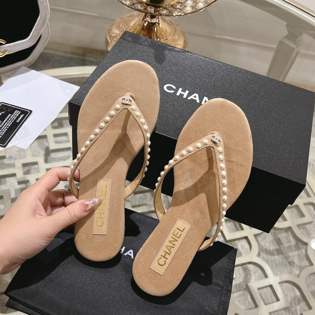 PEARL THONG SANDAL IN SEPIA TAN SUEDE - 35