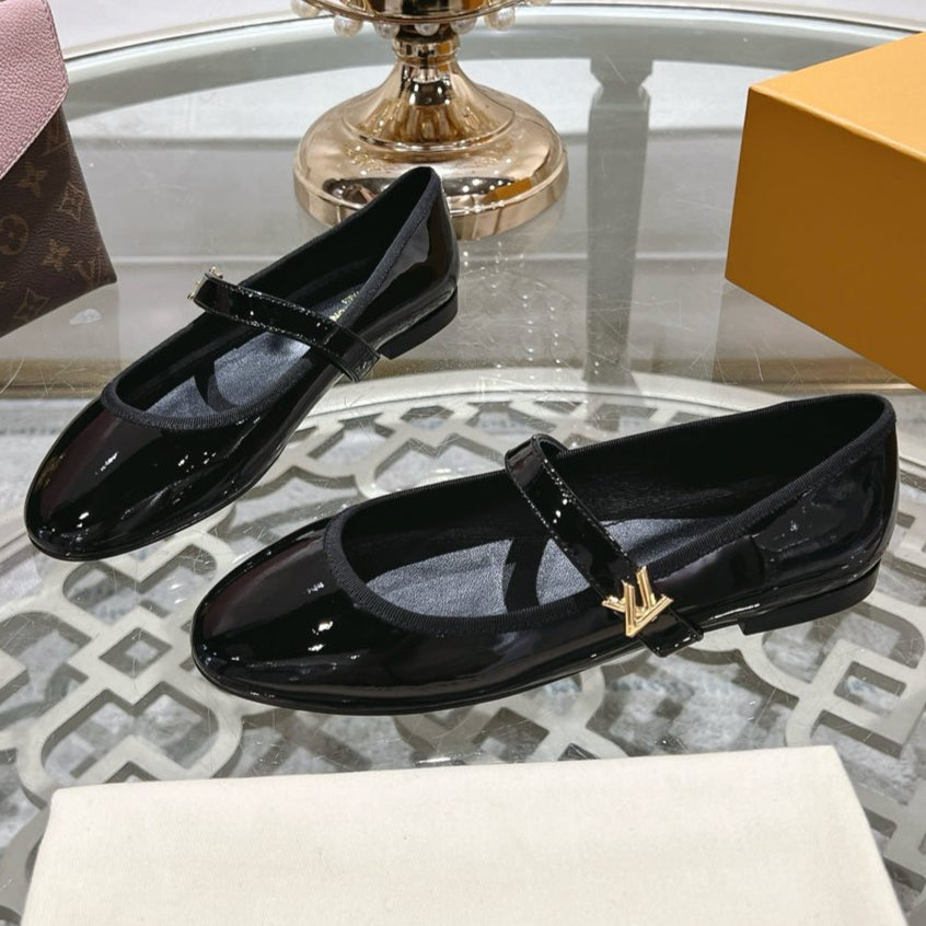 MARY JANE SHOES IN BLACK PATENT CALFSKIN - 35