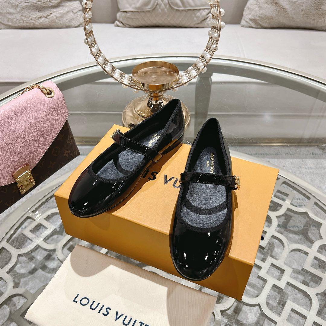 MARY JANE SHOES IN BLACK PATENT CALFSKIN - 35