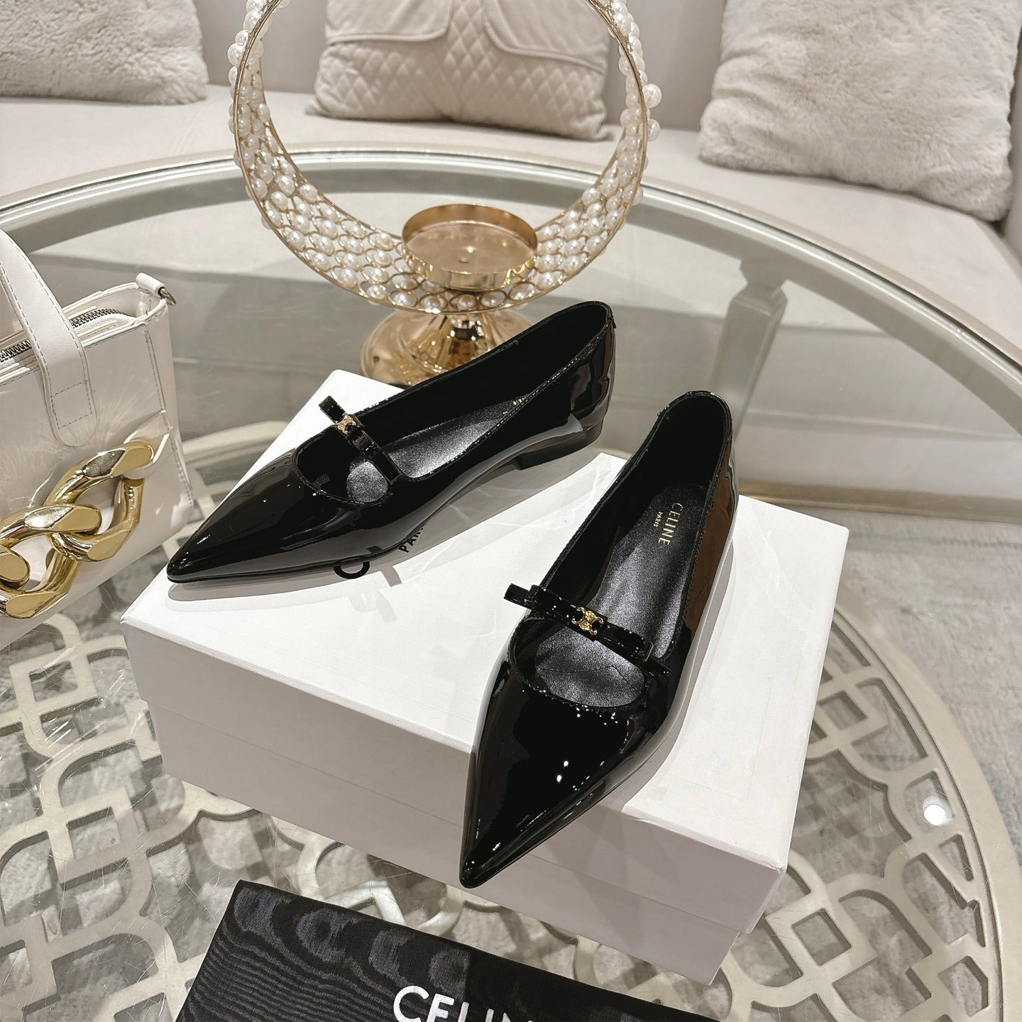 SUZY POINTY TOE BALLERINA IN BLACK PATENT CALFSKIN - 34