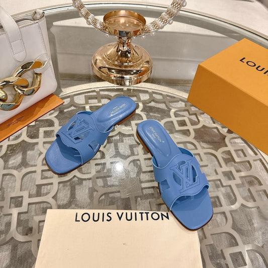 ISOLA FLAT SLIDE IN CORNFLOWER BLUE CALFSKIN - 35