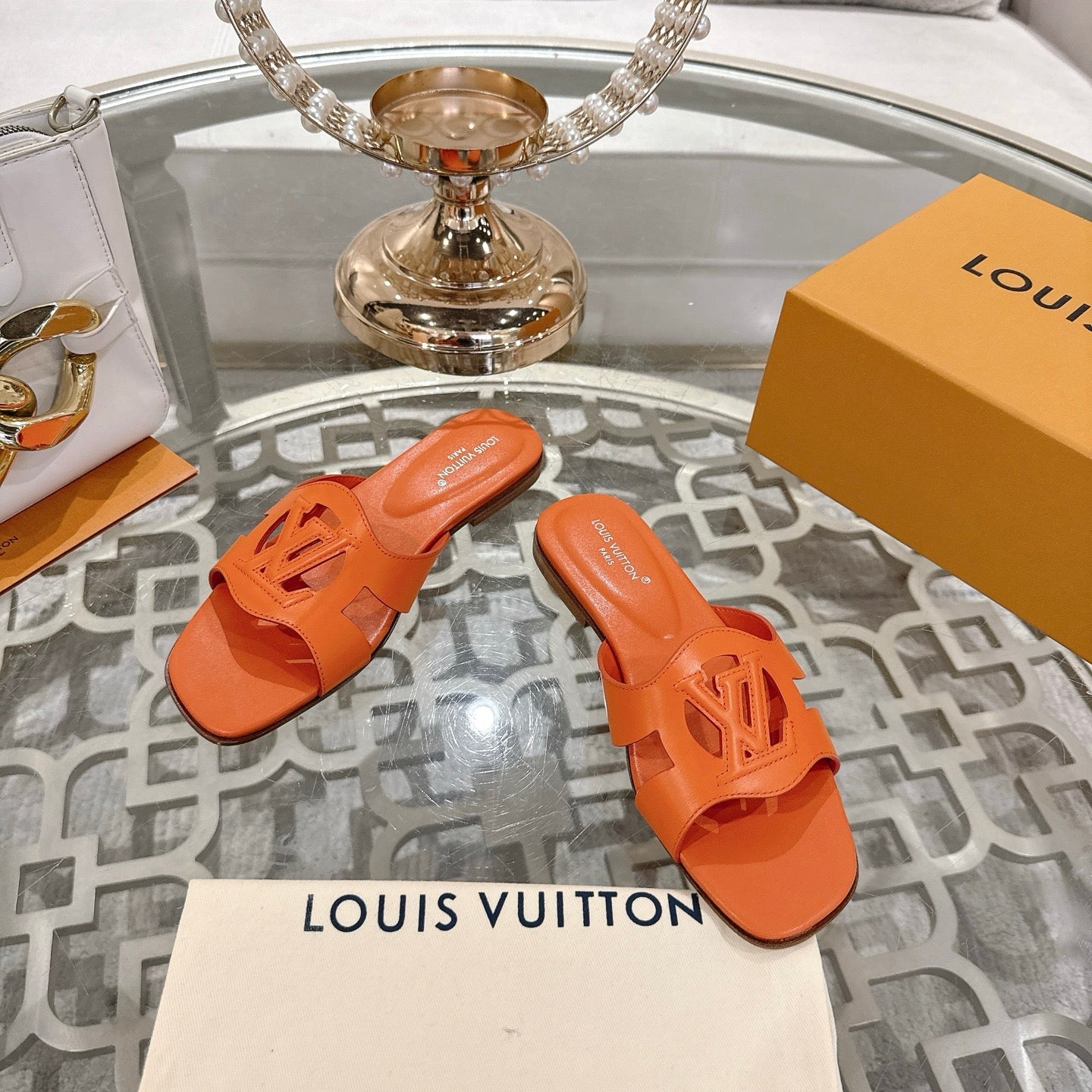 ISOLA FLAT SLIDE IN VIVID ORANGE CALFSKIN - 35