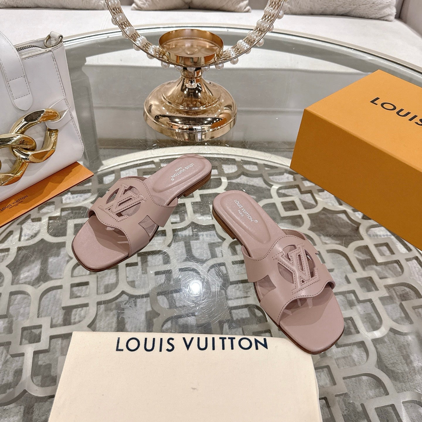ISOLA FLAT SLIDE IN DUSTY PINK CALFSKIN - 35