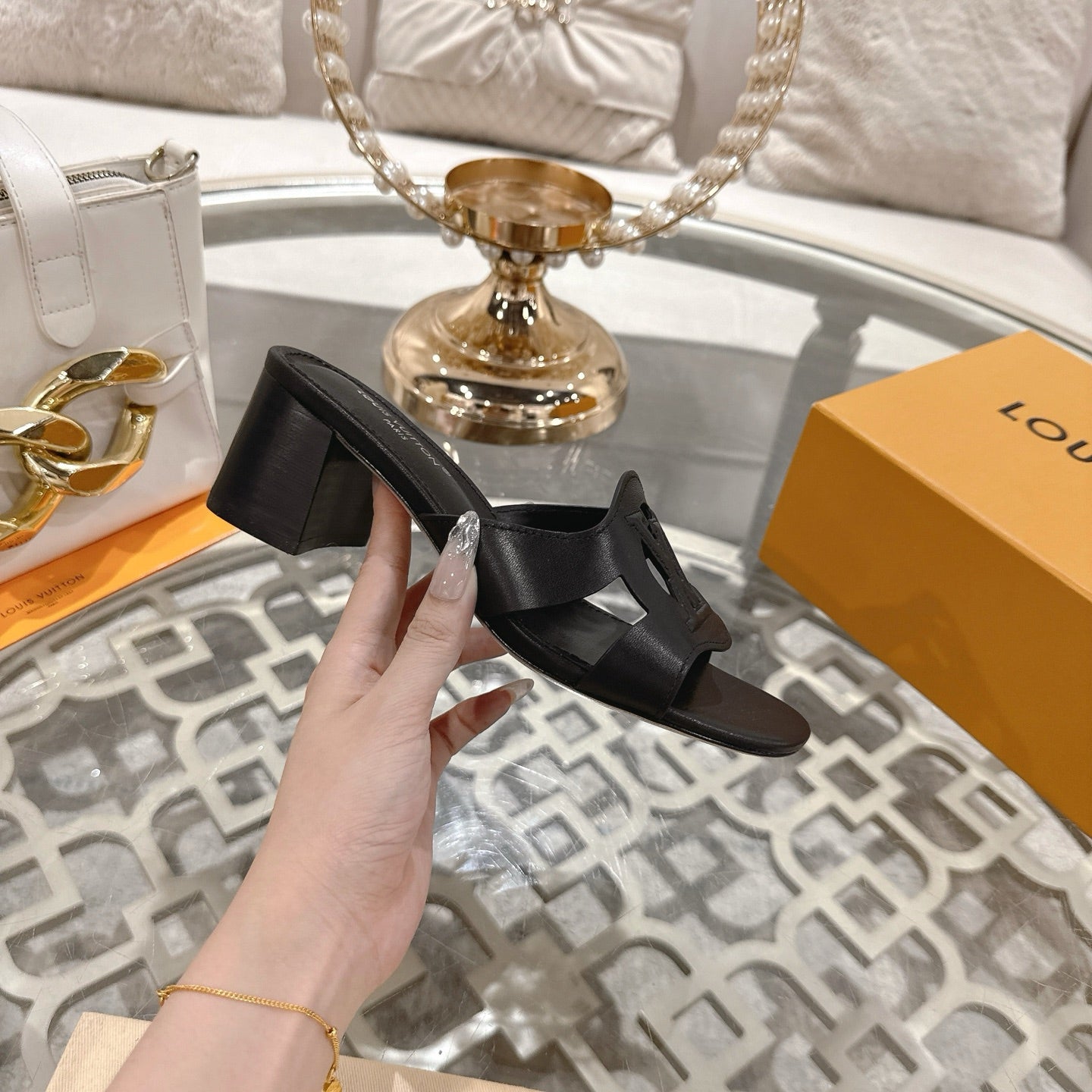 ISOLA HIGH 55 MM MULE IN BLACK CALFSKIN - 35
