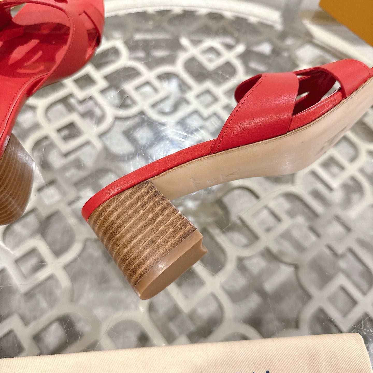 ISOLA HIGH 55 MM MULE IN CHERRY RED CALFSKIN - 35