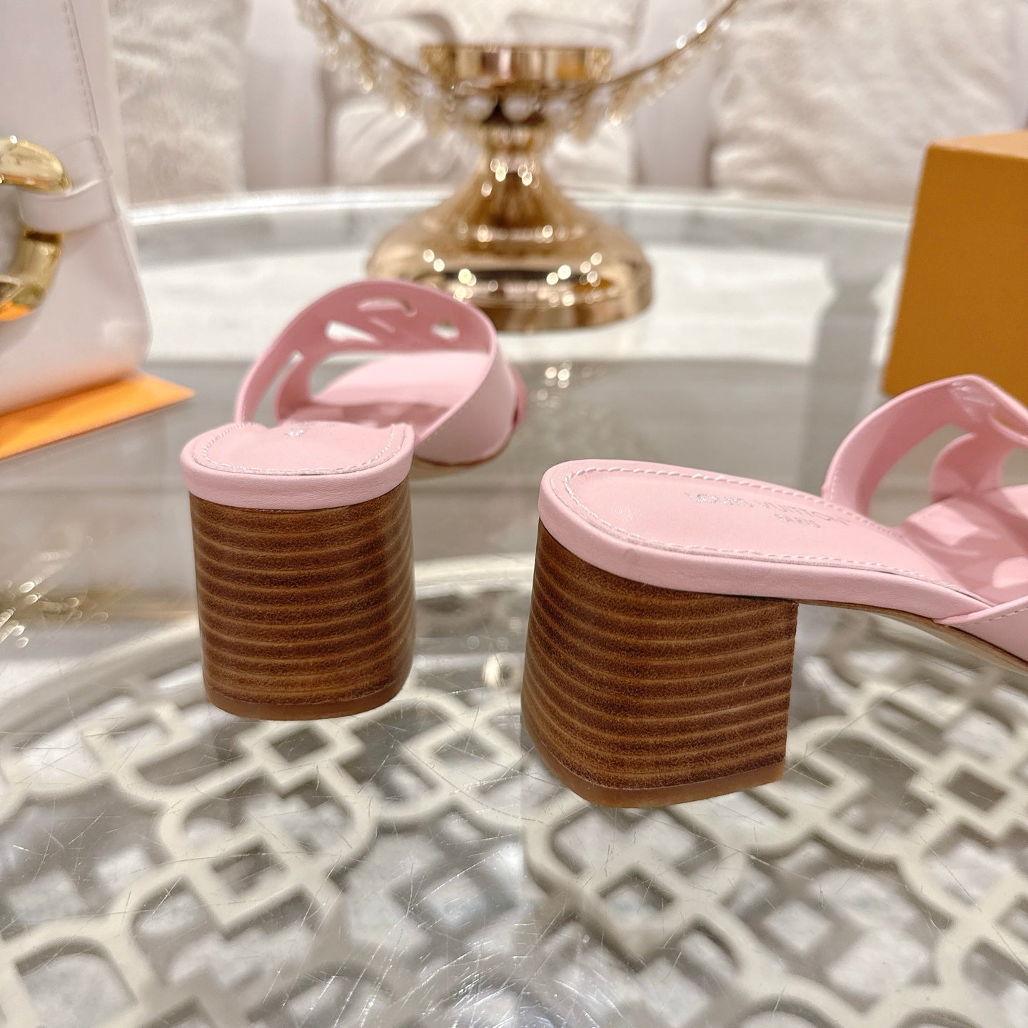 ISOLA HIGH 55 MM MULE IN PASTEL PINK CALFSKIN - 35