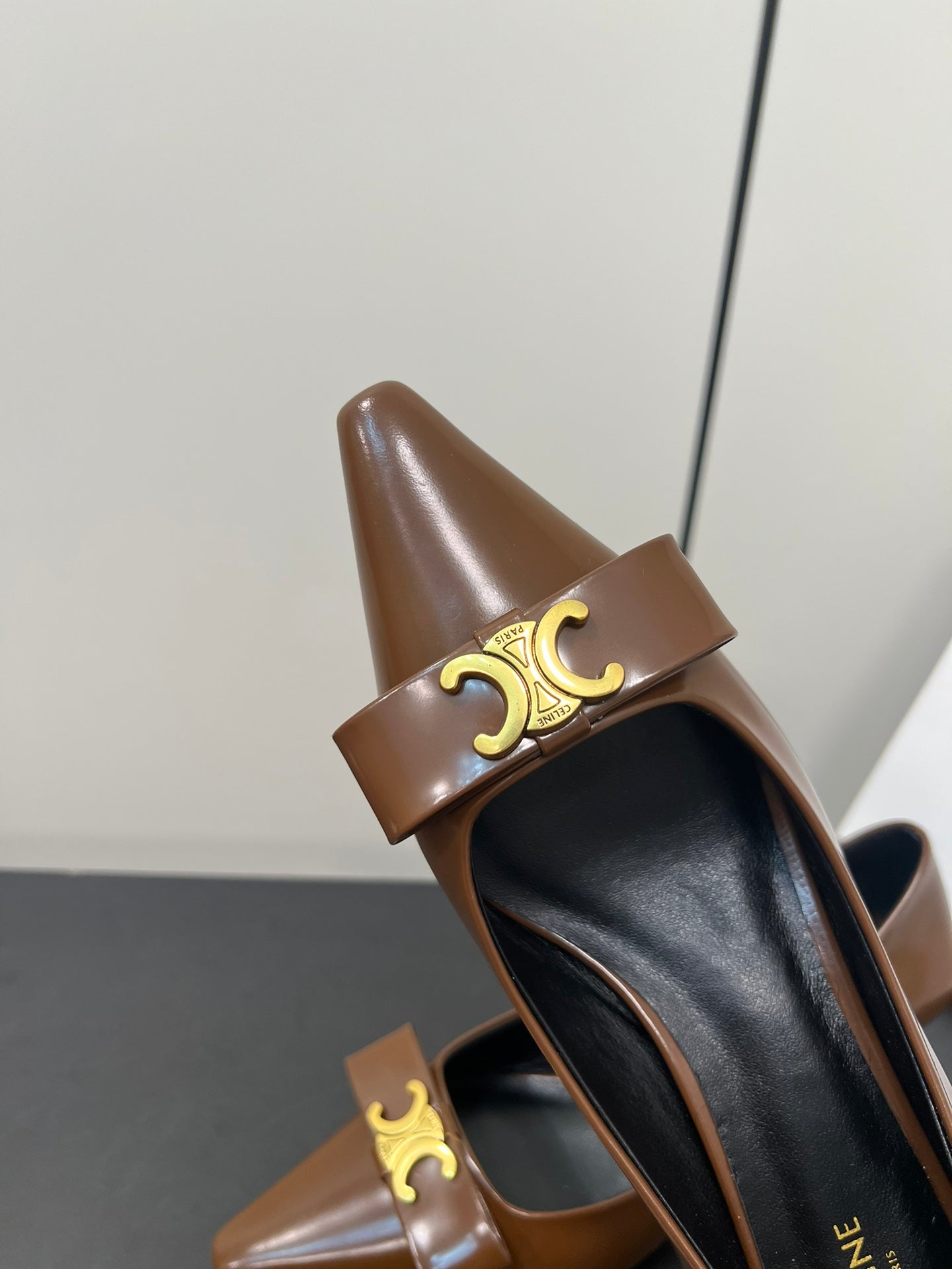 TRIOMPHE POINTED-TOE HIGH PUMPS IN BROWN SHINY CALFSKIN - 35