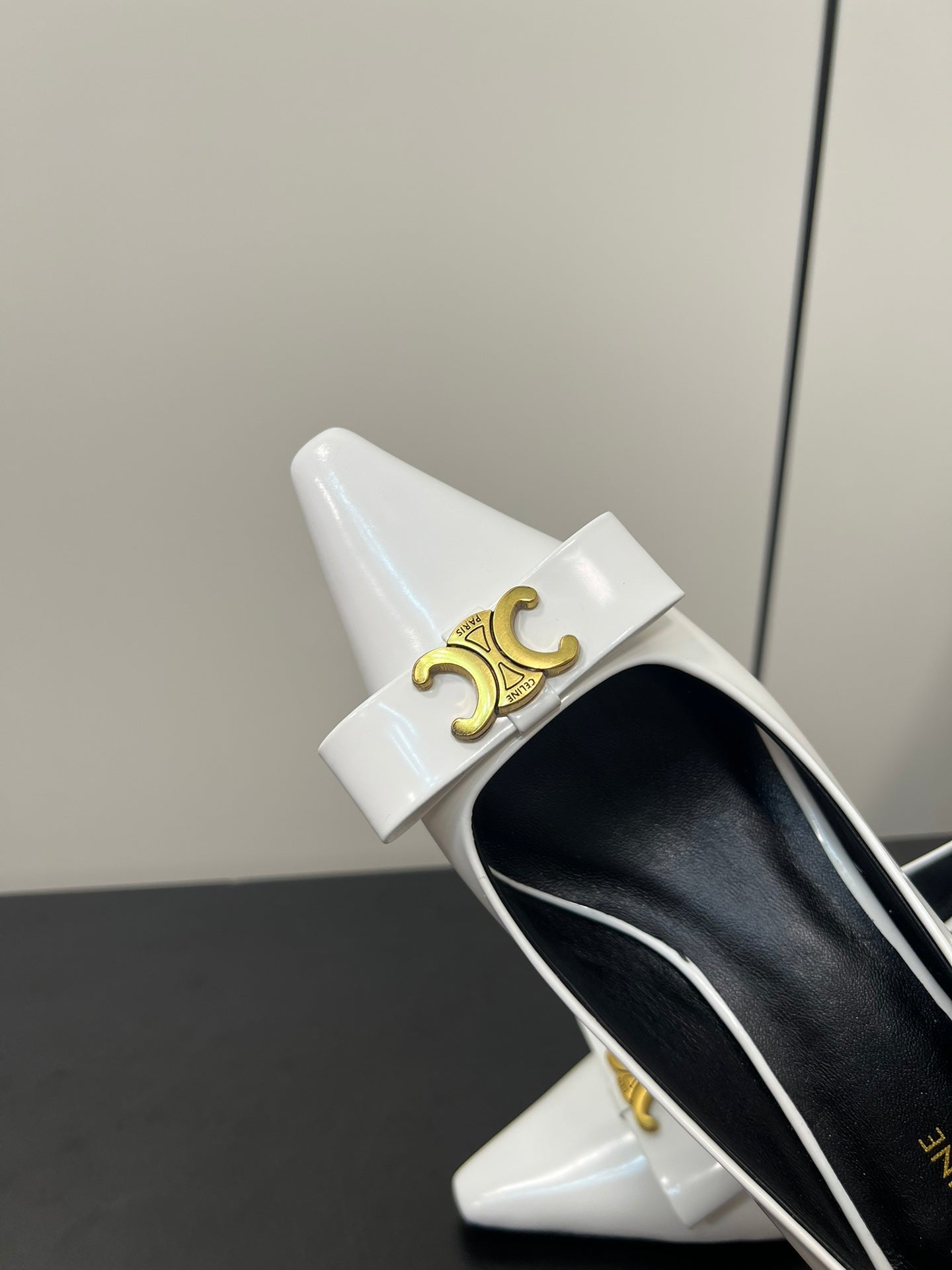 TRIOMPHE POINTED-TOE HIGH PUMPS IN WHITE SHINY CALFSKIN - 35