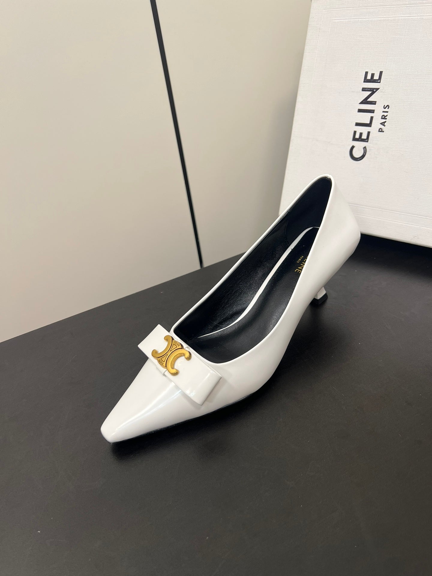 TRIOMPHE POINTED-TOE HIGH PUMPS IN WHITE SHINY CALFSKIN - 35