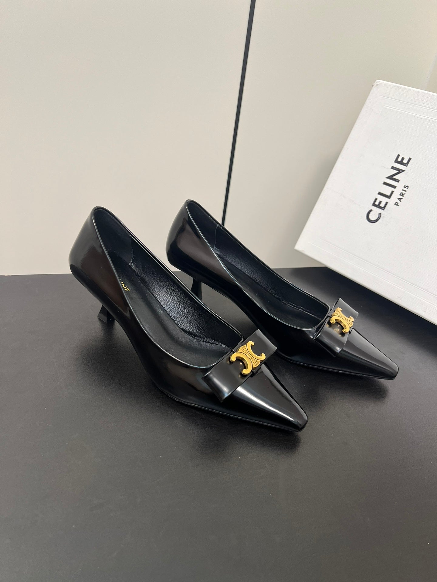 TRIOMPHE POINTED-TOE HIGH PUMPS IN BLACK SHINY CALFSKIN - 35
