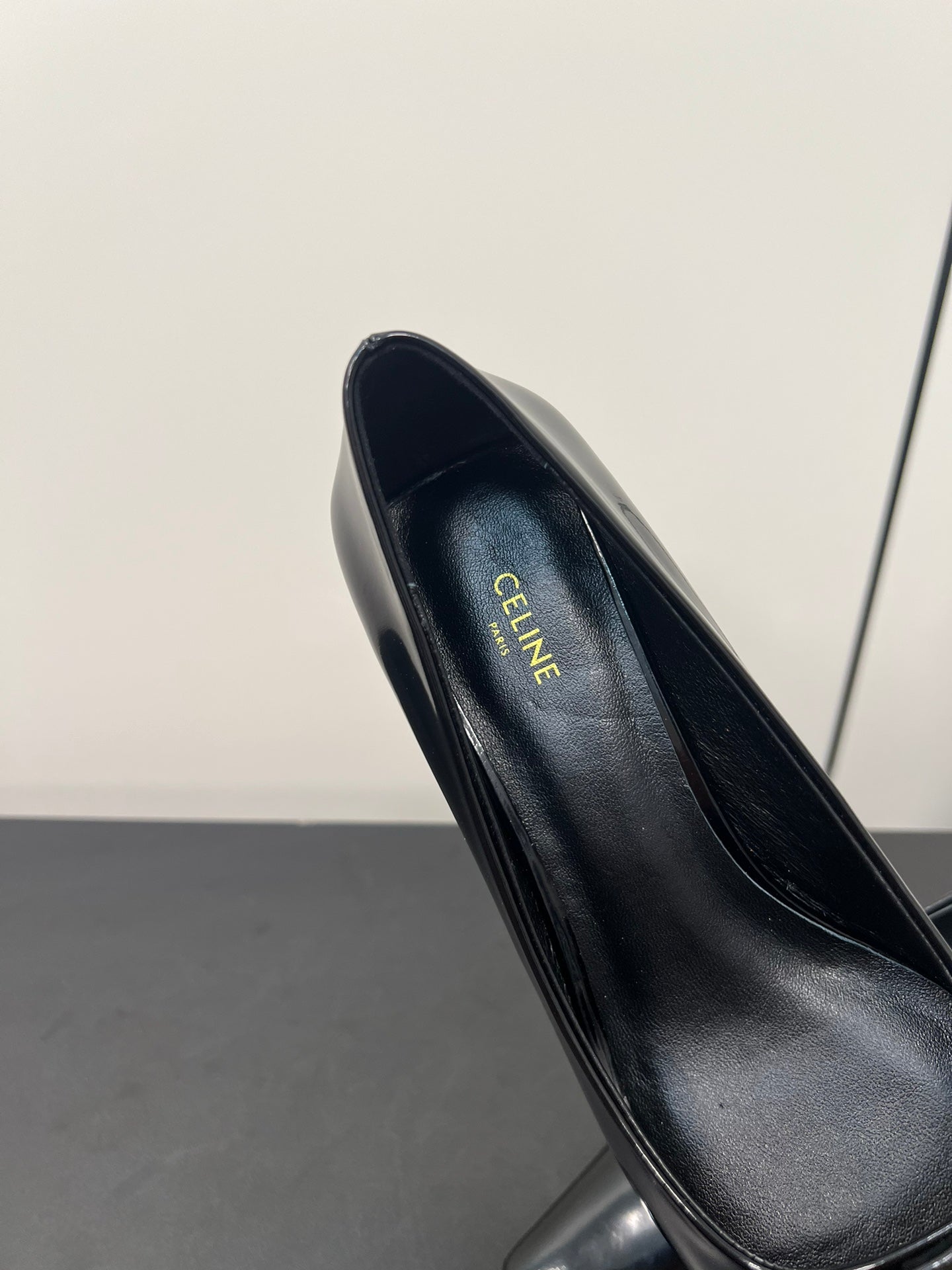 TRIOMPHE POINTED-TOE HIGH PUMPS IN BLACK SHINY CALFSKIN - 35