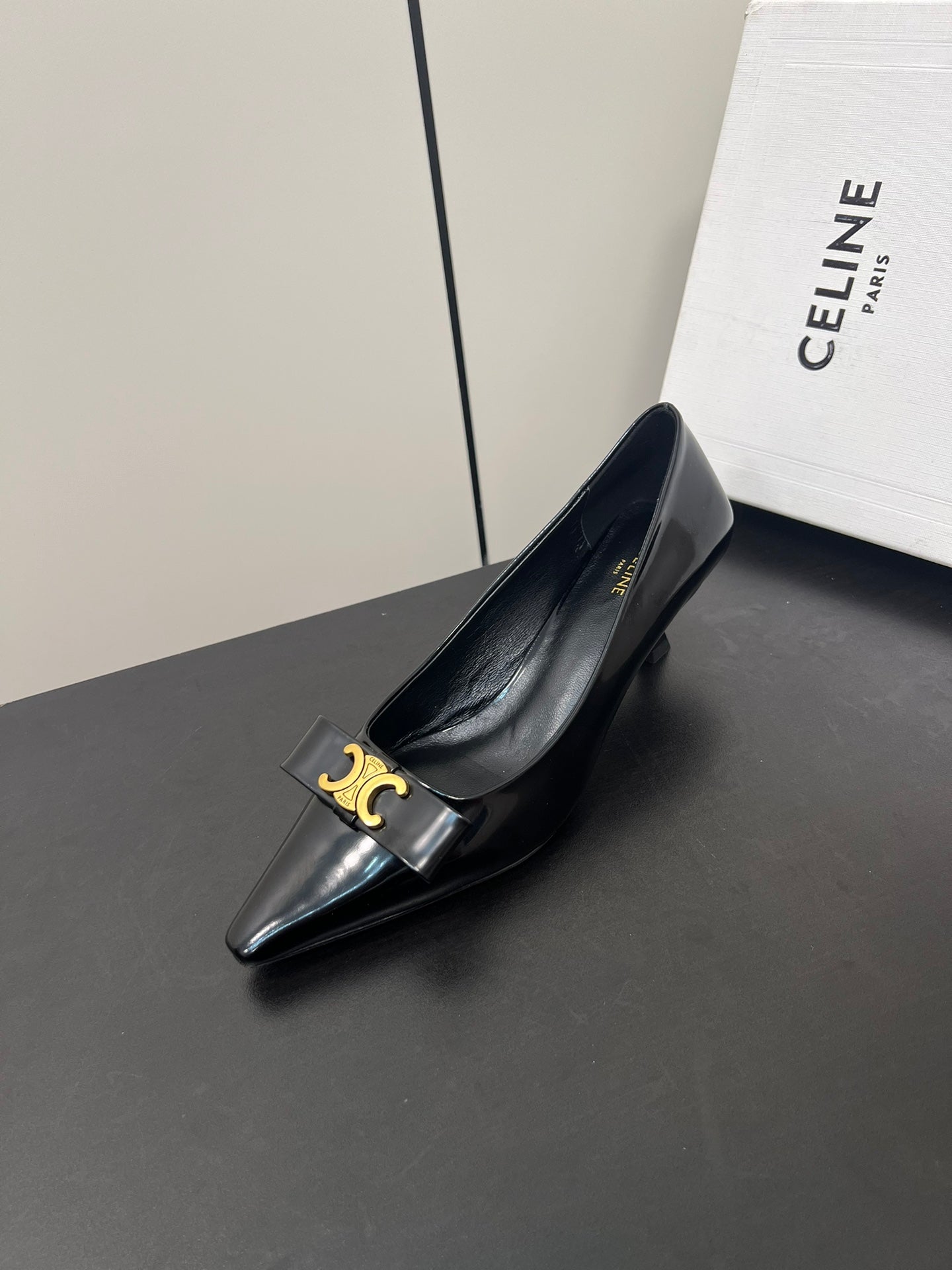 TRIOMPHE POINTED-TOE HIGH PUMPS IN BLACK SHINY CALFSKIN - 35