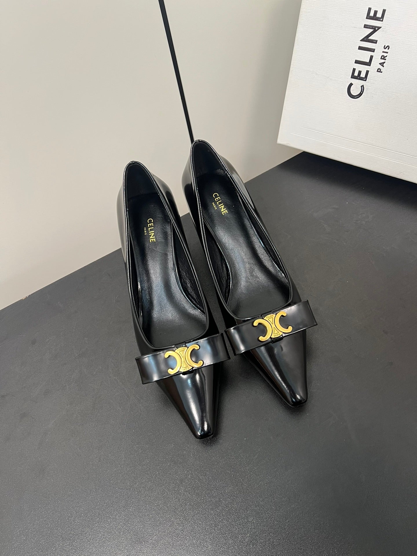 TRIOMPHE POINTED-TOE HIGH PUMPS IN BLACK SHINY CALFSKIN - 35
