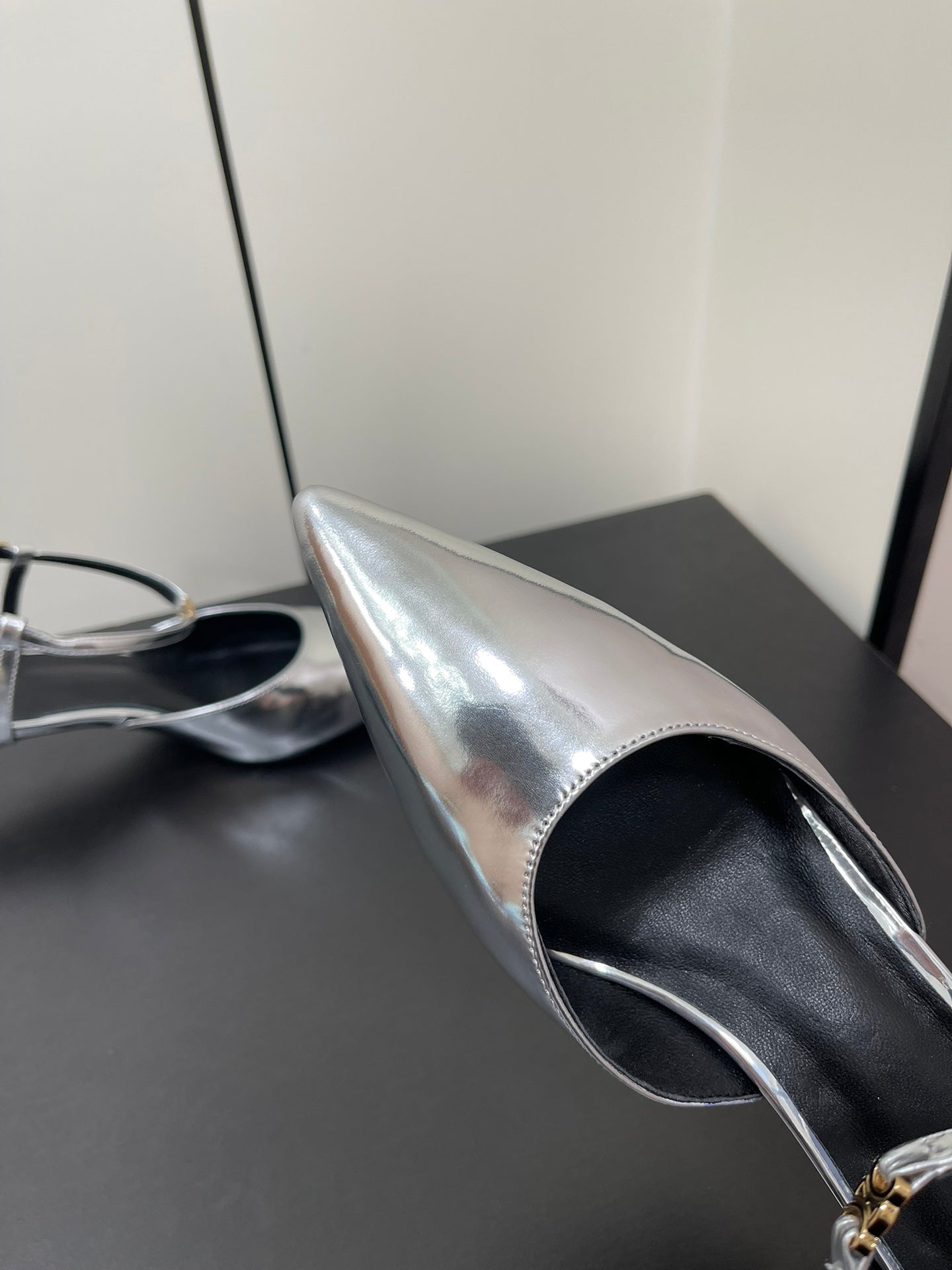 MORRAINE SLINGBACK PUMPS IN SILVER CALFSKIN - 35