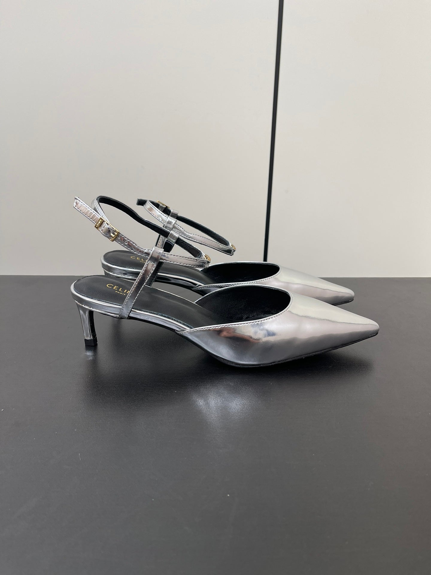 MORRAINE SLINGBACK PUMPS IN SILVER CALFSKIN - 35