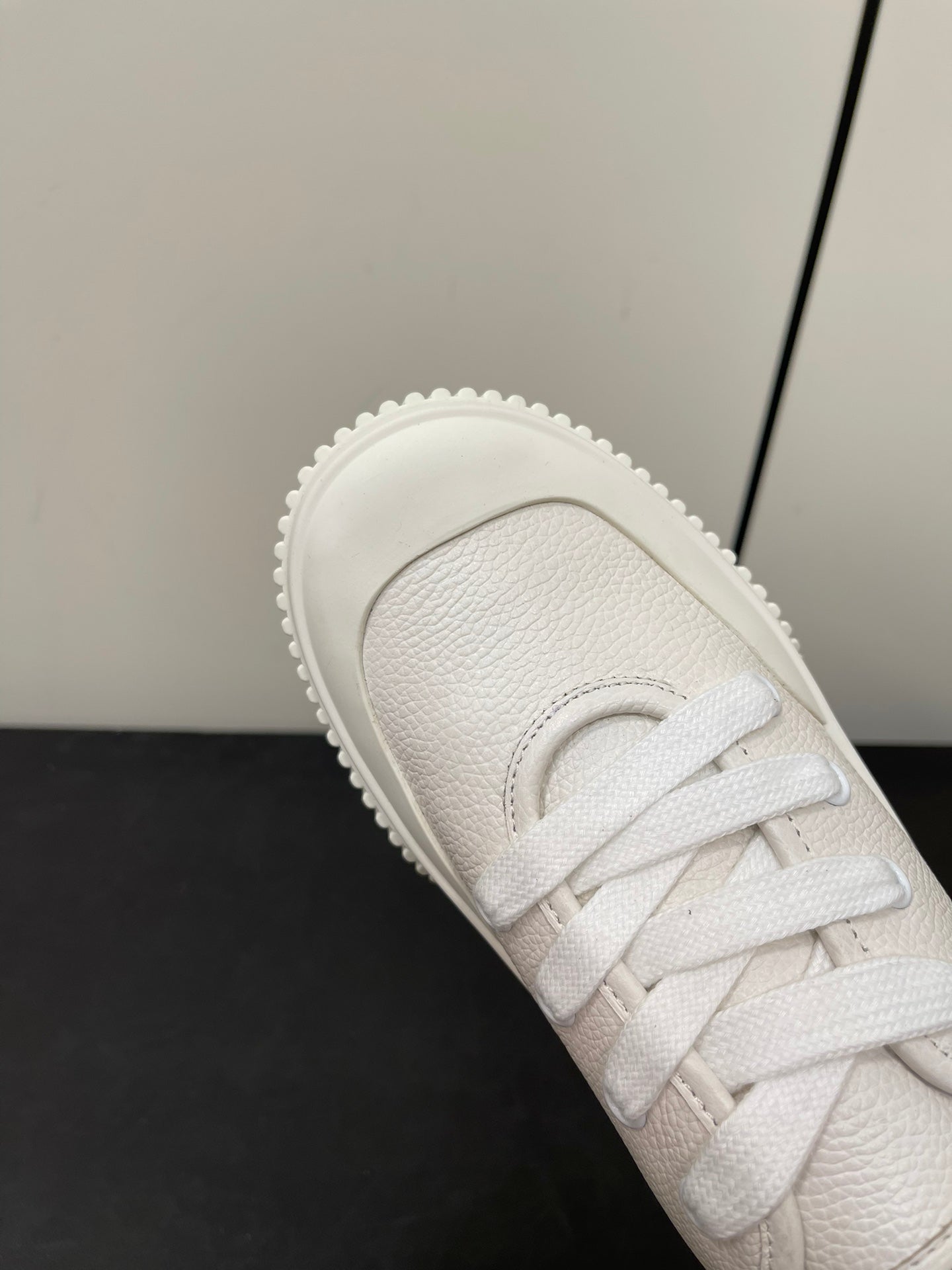 LP CLASSIC BISCUIT SNEAKERS WHITE CALFSKIN - 35