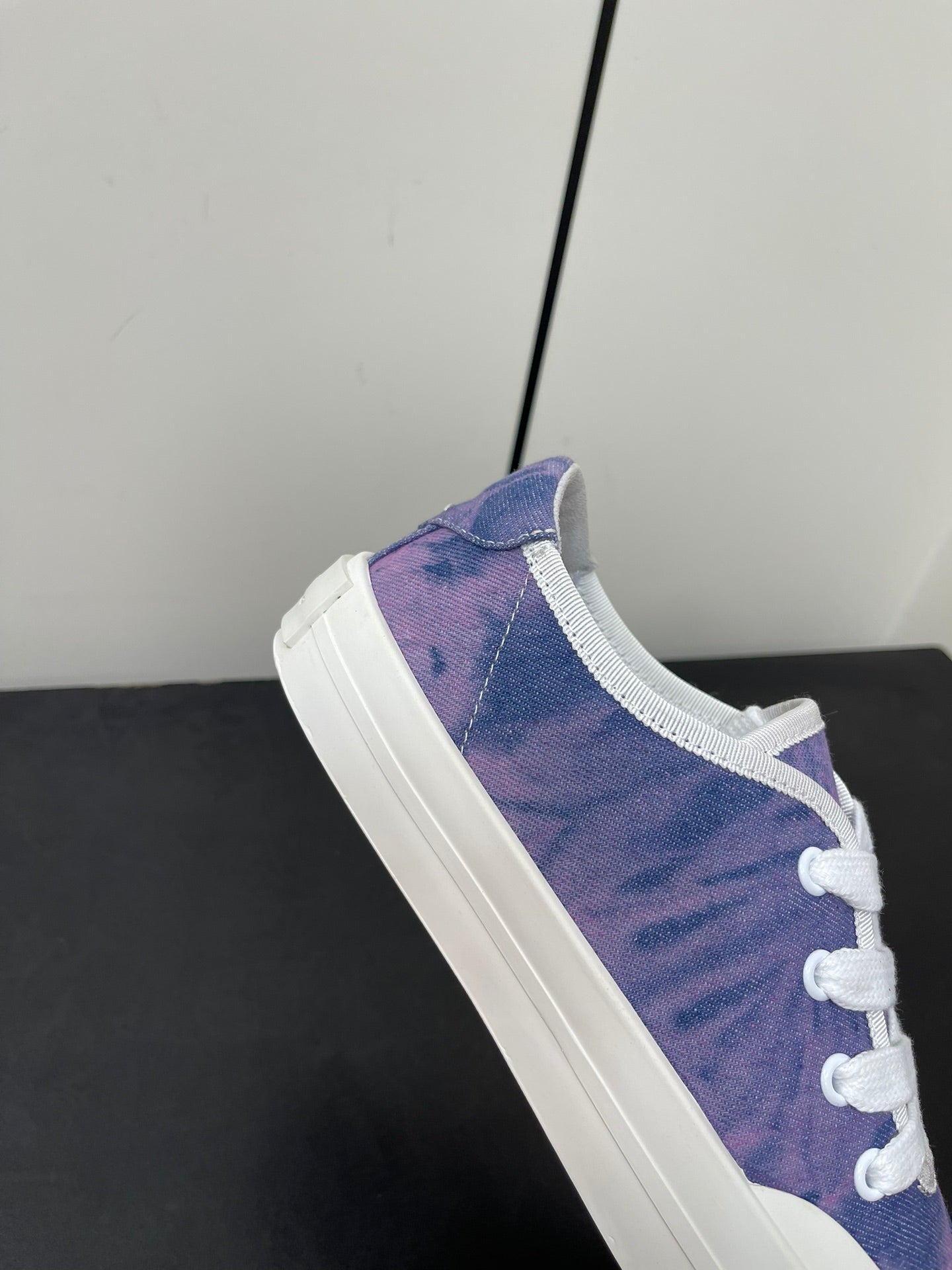 LP CLASSIC BISCUIT SNEAKER LAPIS CALFSKIN - 35