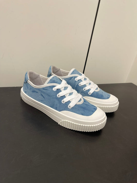 LP CLASSIC BISCUIT SNEAKER SKY CALFSKIN - 35