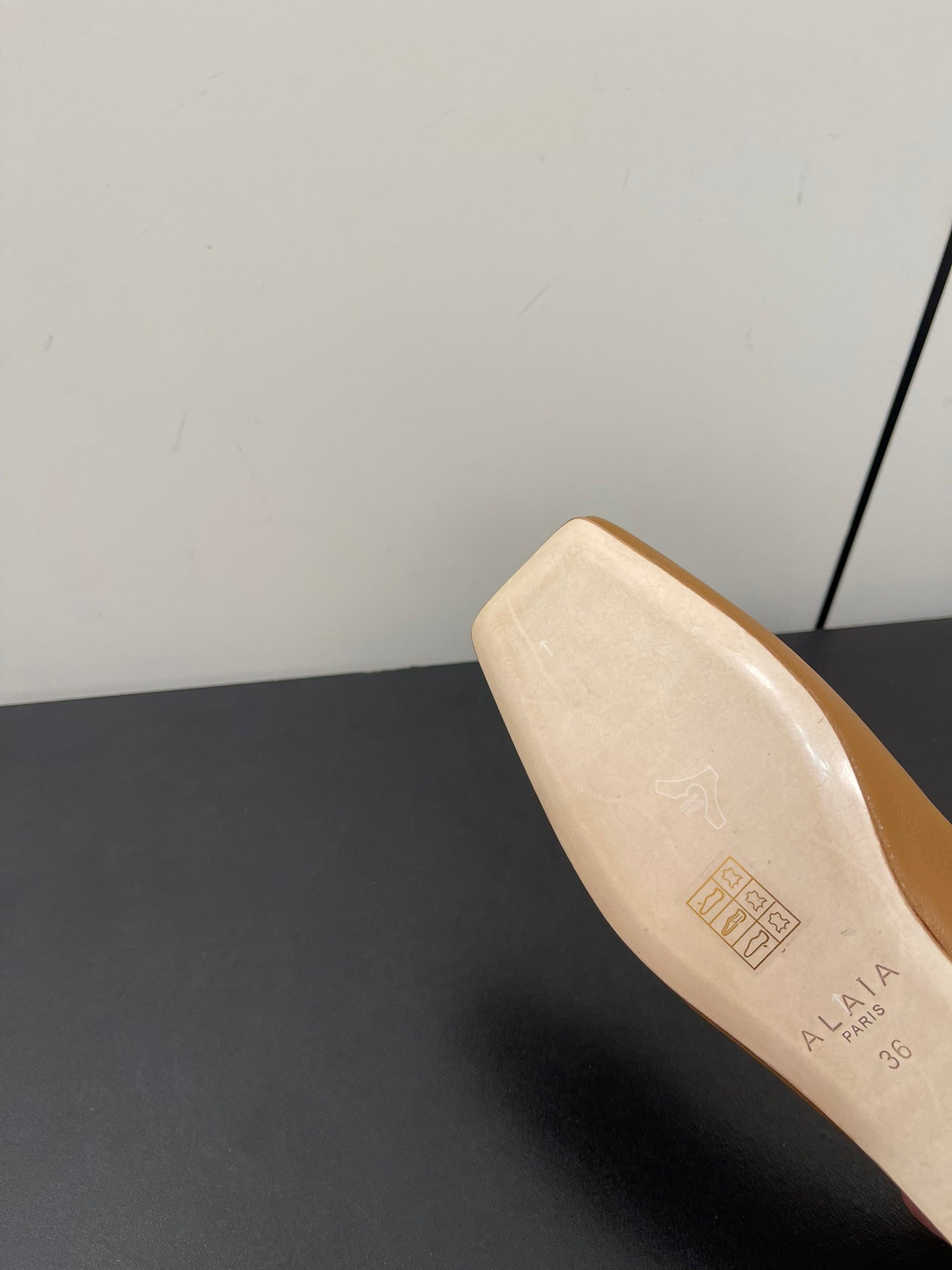 ALAIA BALLET FLATS IN COPPER BROWN SMOOTH CALFSKIN - 35