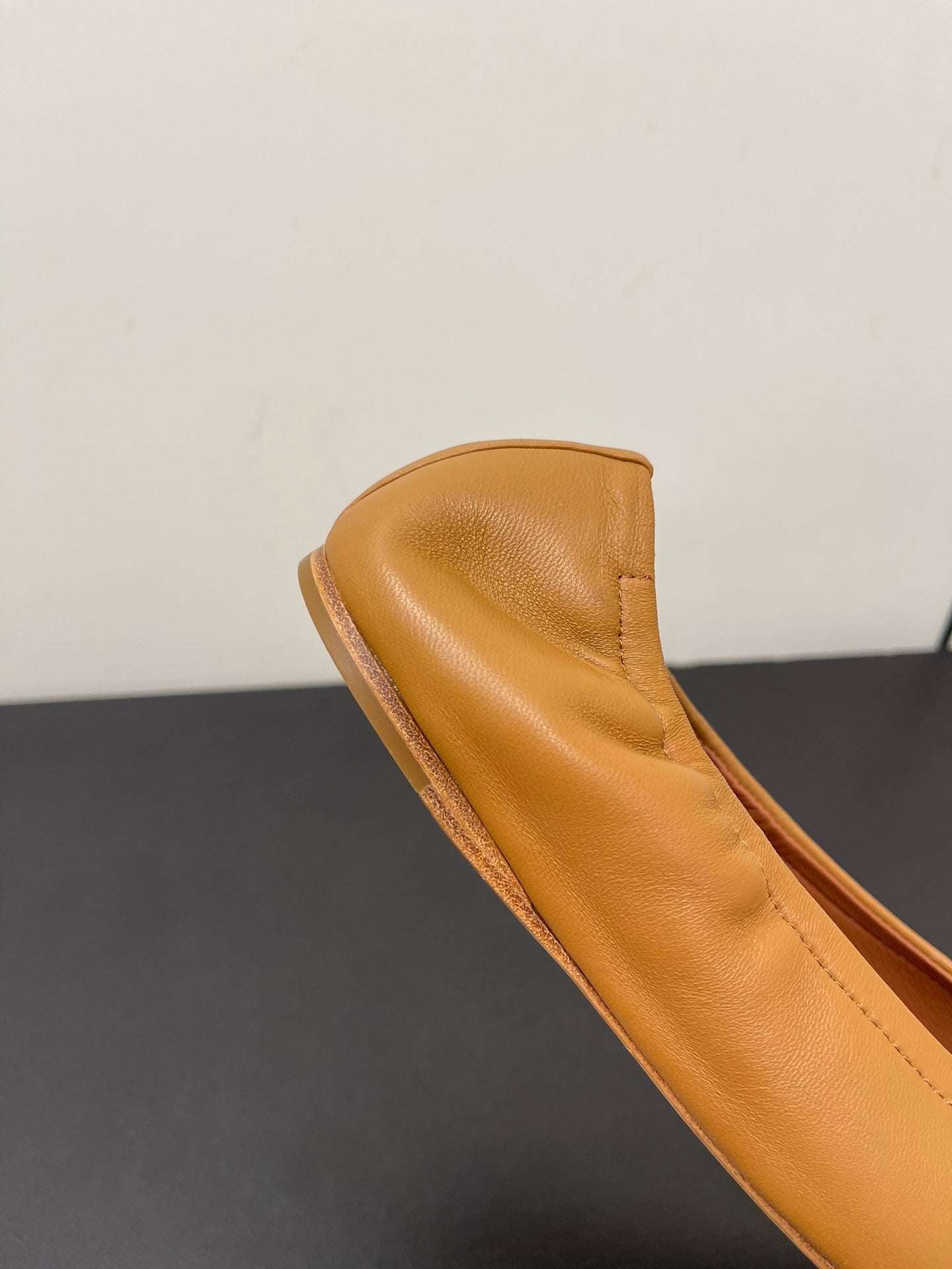 ALAIA BALLET FLATS IN COPPER BROWN SMOOTH CALFSKIN - 35