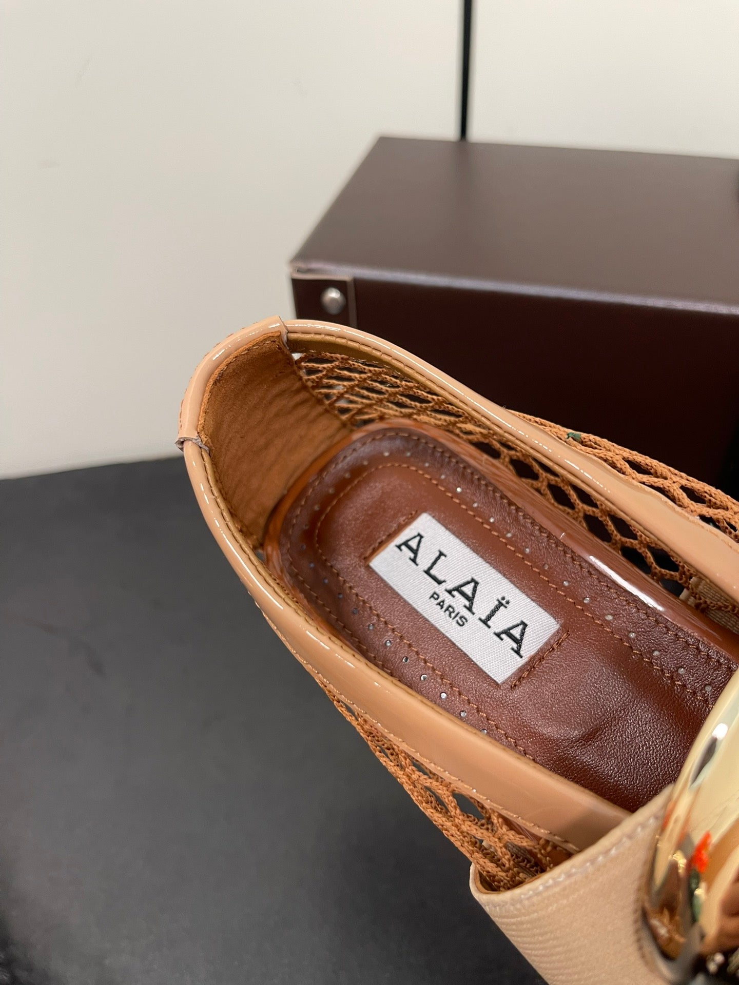ALAIA BALLET FLATS IN COPPER BROWN MESH FISHNET WITH GOLD HARDWARE - 35