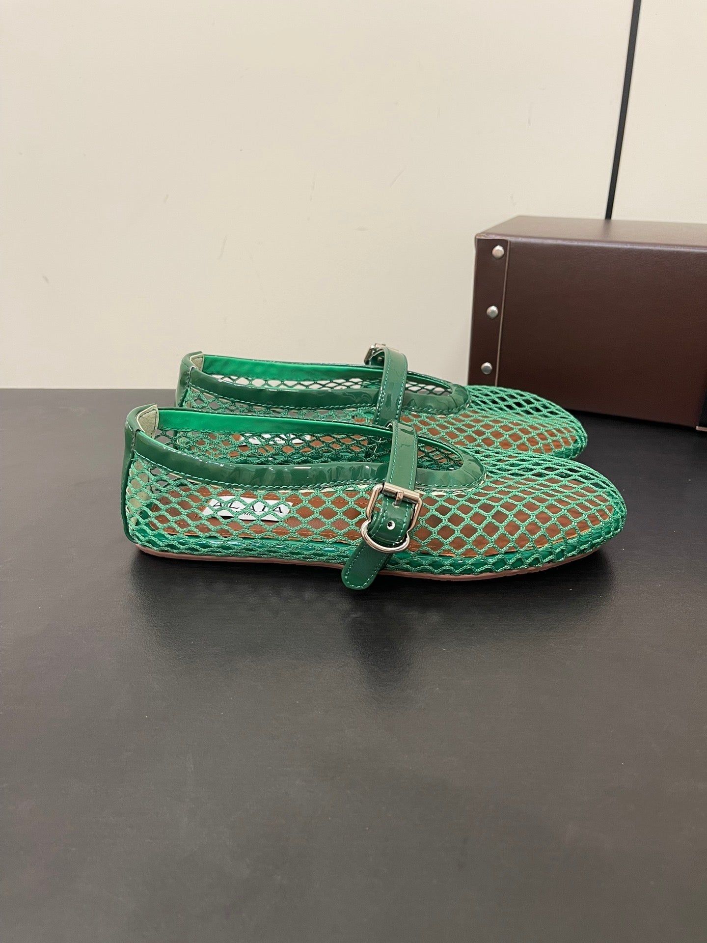 ALAIA BALLET FLATS IN COOL GREEN MESH FISHNET - 35