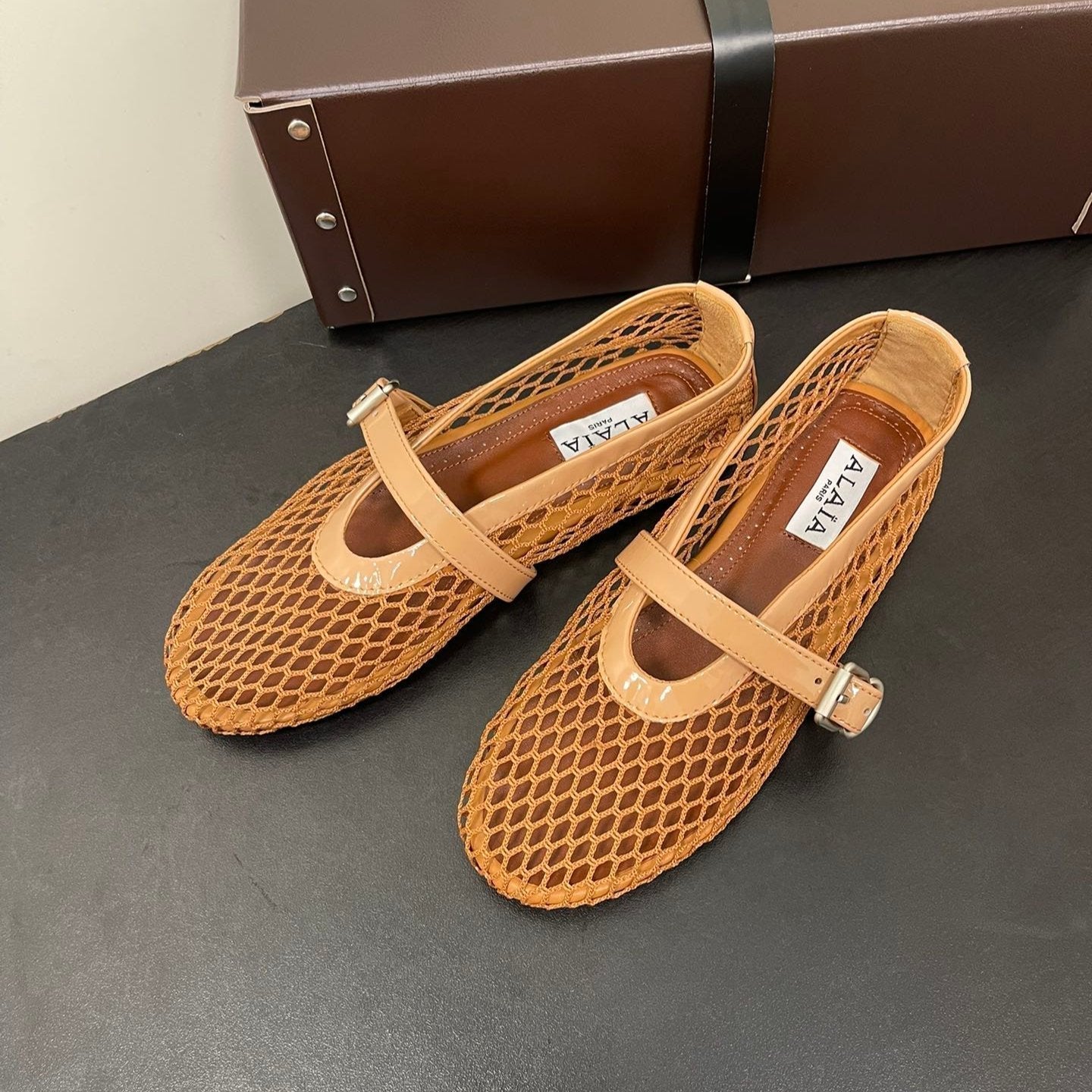 ALAIA BALLET FLATS IN COPPER BROWN MESH FISHNET - 35