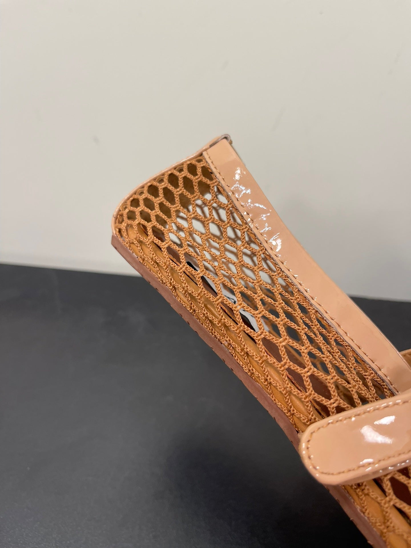 ALAIA BALLET FLATS IN COPPER BROWN MESH FISHNET - 35