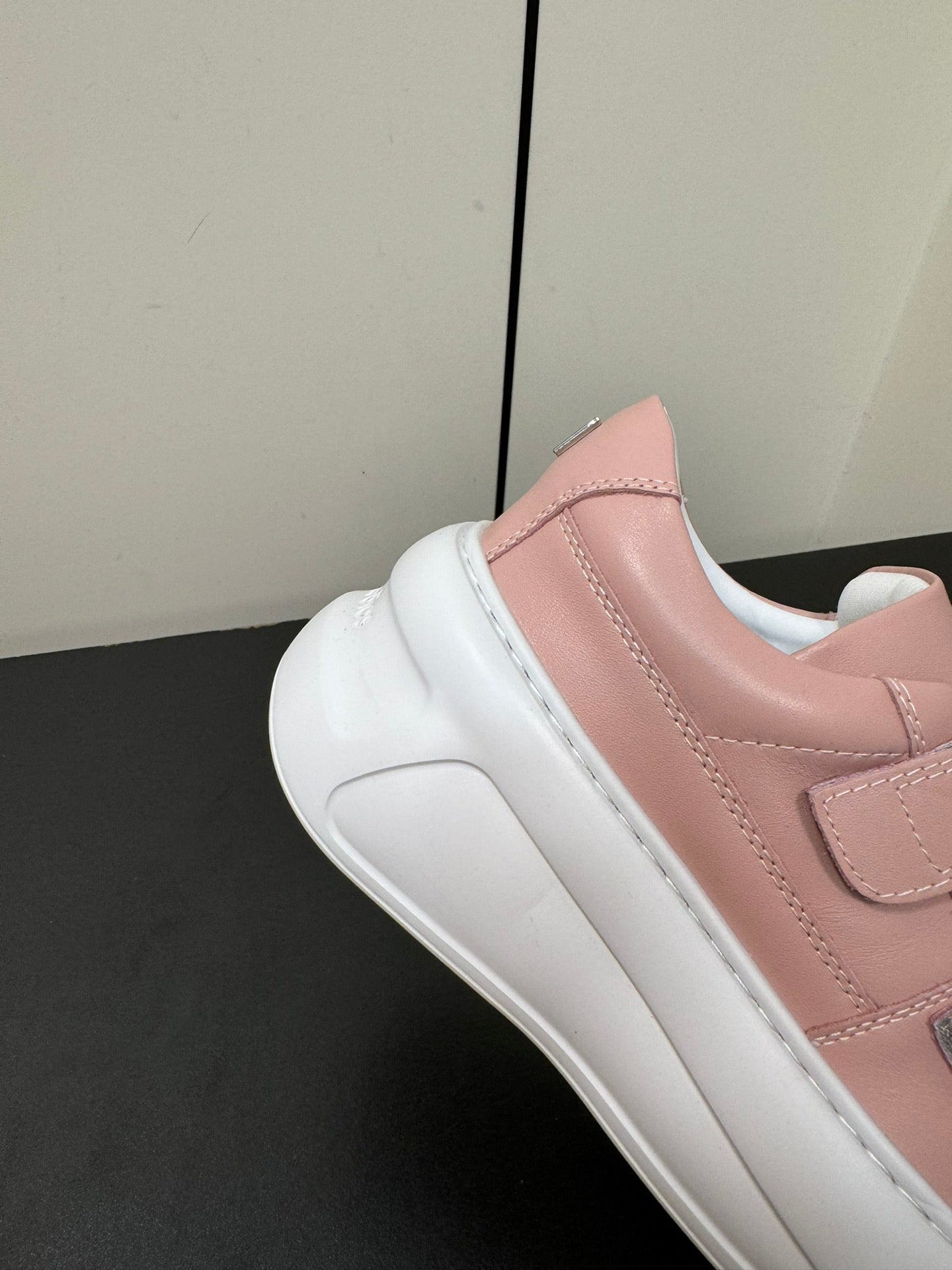 ACNE STUDIO SNEAKER IN SALMON PINK LAMBSKIN - 35