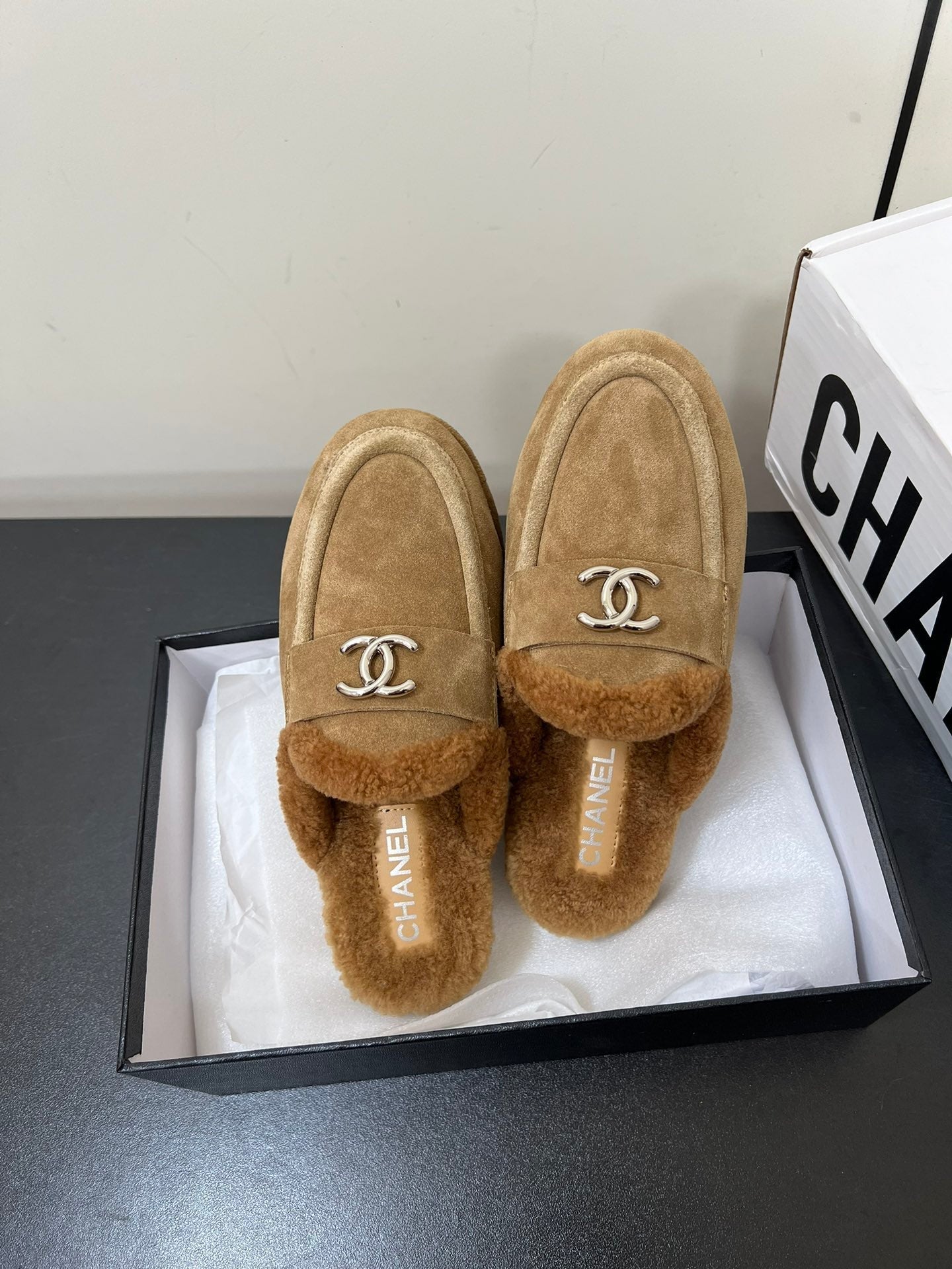 LOAFERS MULE IN PEANUT BROWN SUEDE AND FLEECE LINING - 35