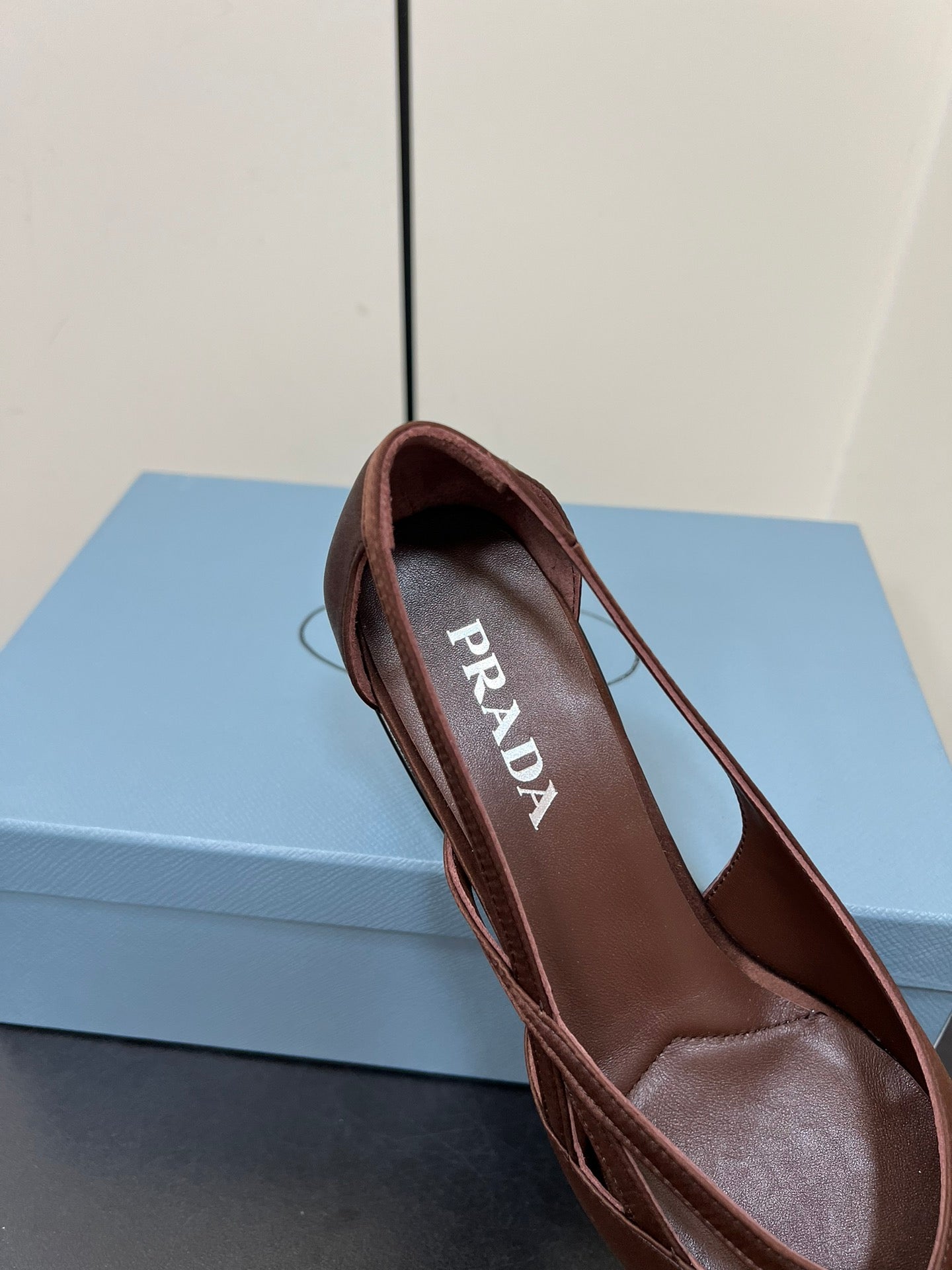 CUT-OUT BALLERINAS IN CHOCOLATE BROWN SATIN - 35