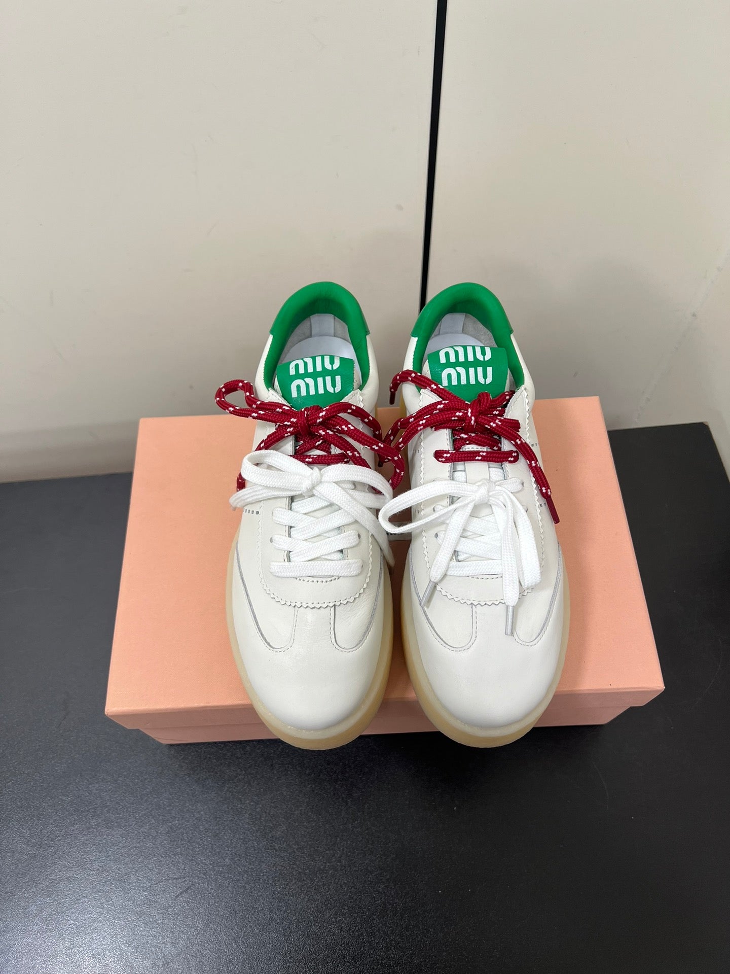 THICK-SOLED RETRO SNEAKERS IN WHITE MIX GREEN SMOOTH LAMBSKIN - 35