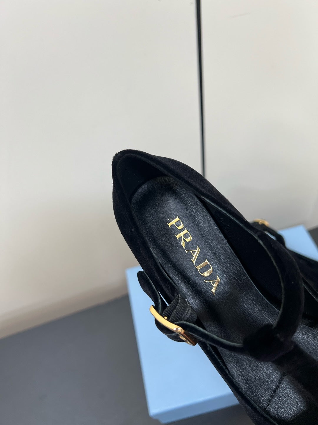 BOW MARY JANE PUMPS WITH T-STRAP IN BLACK VELVET - 35